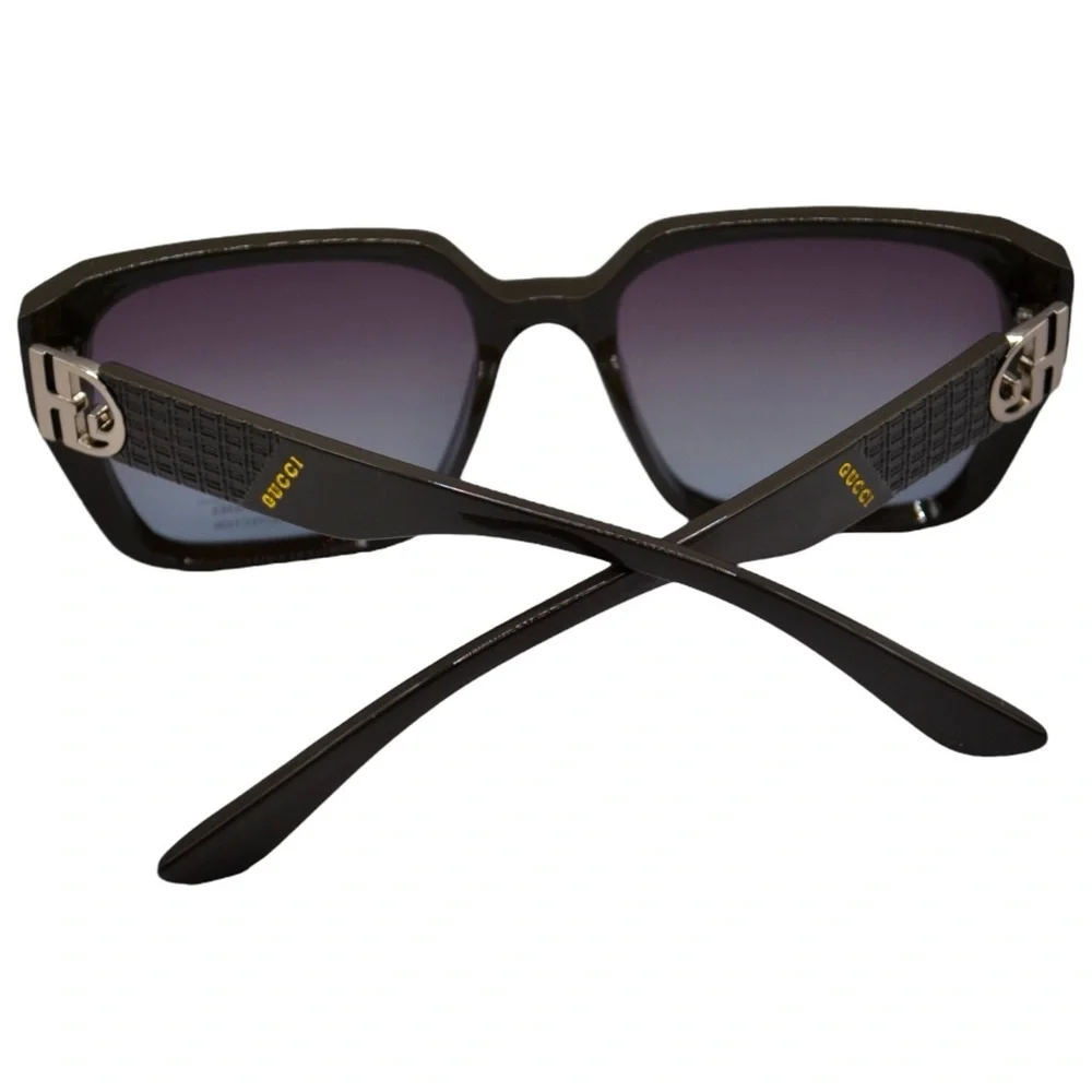 Gucci Women’s Polarized Sunglasses | Black Frames | Violet Pink Gradient Lens - Picture 3 of 12